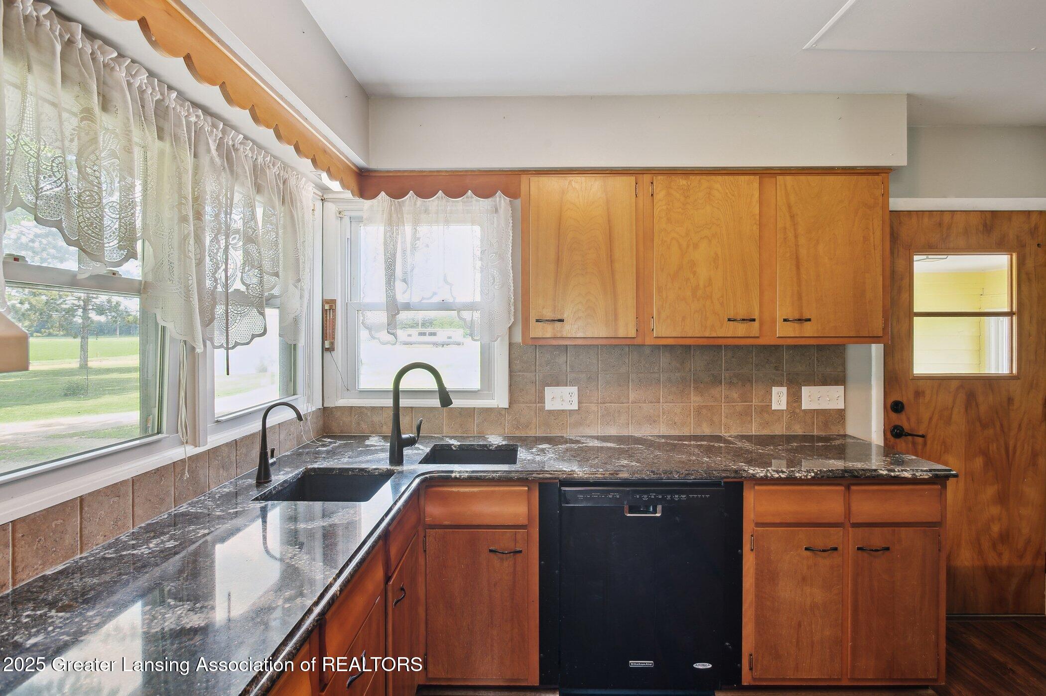 7125 Peck Road Eaton Rapids, MI 48827 - Photo 13 of 43 7125-Peck-Rd-Eaton-Rapids-MI-48827-Windo