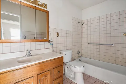 $700,000 | 303 East Lincoln Street, Carson, CA 90745