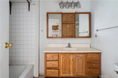 $700,000 | 303 East Lincoln Street, Carson, CA 90745