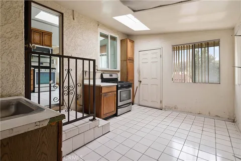 $700,000 | 303 East Lincoln Street, Carson, CA 90745