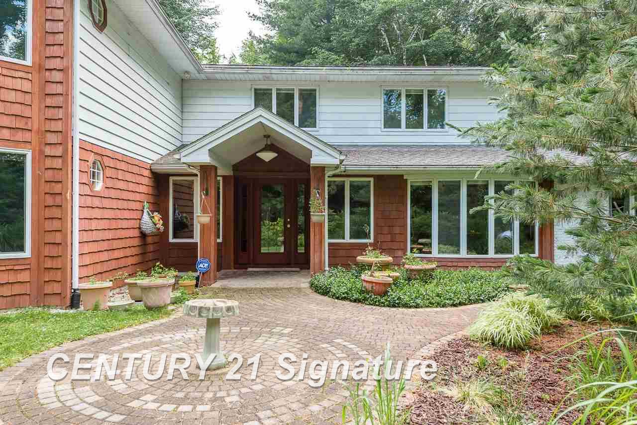 3829 North Gleaner Road Freeland, MI 48623 - Photo 3 of 52