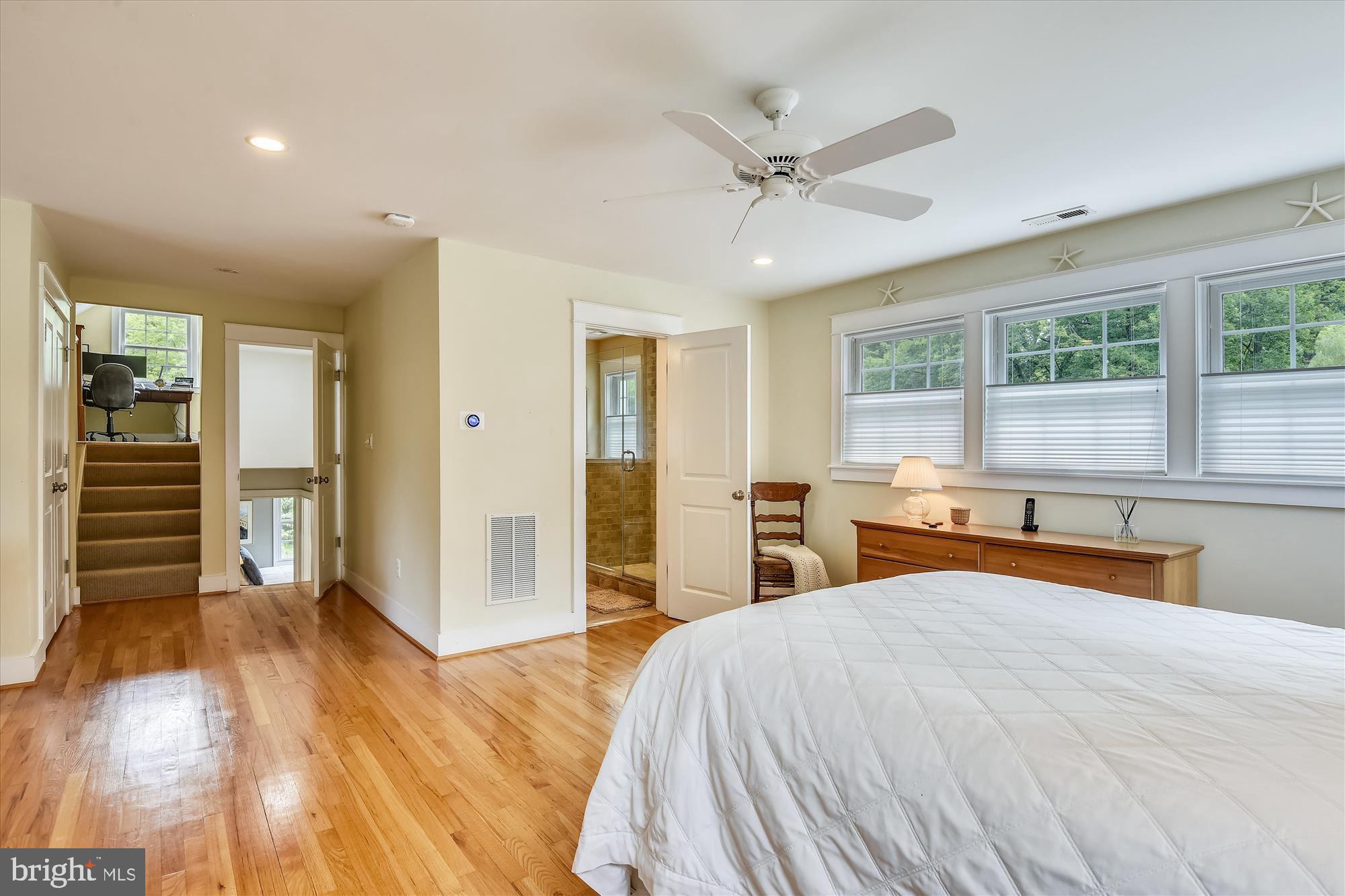 1916 Foxhall Road McLean, VA 22101 - Photo 22 of 43 Gallery Image 22