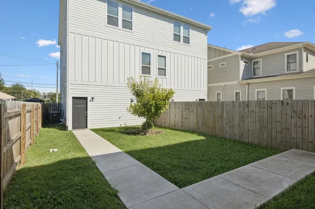 $789,999 | 1621 9th Avenue North, Unit B, Nashville, TN 37208