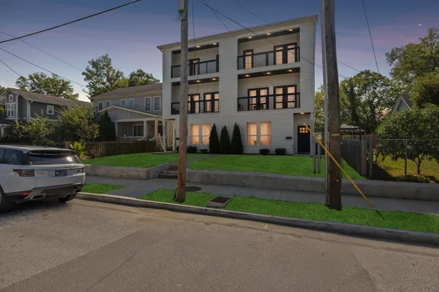 $789,999 | 1621 9th Avenue North, Unit B, Nashville, TN 37208