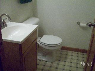 10712 Douglas Road Temperance, MI 48182 - Photo 14 of 15 951100-13.JPG
