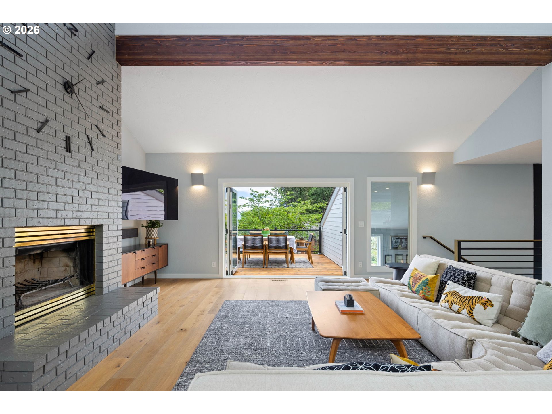 3018 Ashley Loop Eugene, OR 97405 - Photo 11 of 48 Living Room