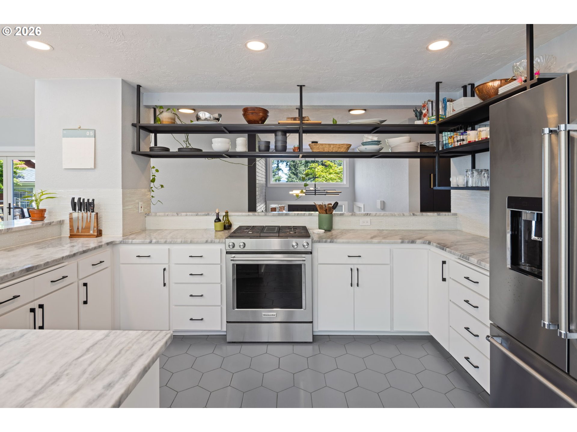 3018 Ashley Loop Eugene, OR 97405 - Photo 20 of 48 Kitchen