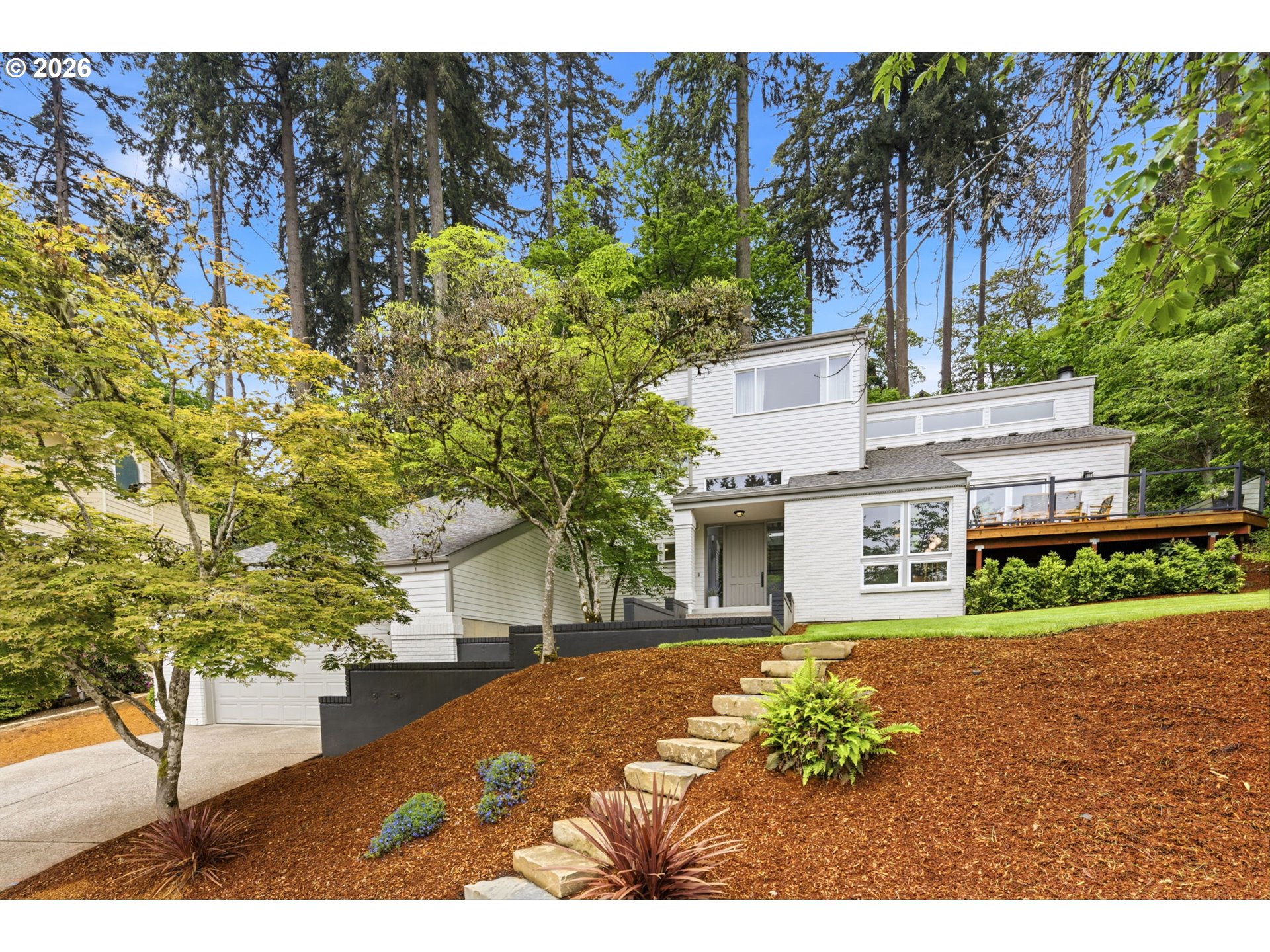 3018 Ashley Loop Eugene, OR 97405 - Photo 3 of 48