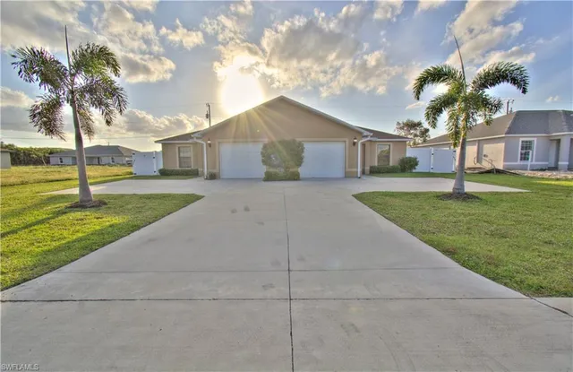 $1,950 | 512 Skyline Boulevard, Cape Coral, FL 33991
