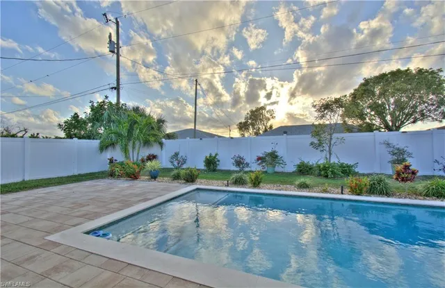 $1,950 | 512 Skyline Boulevard, Cape Coral, FL 33991