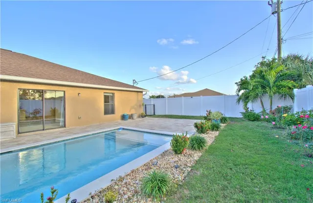 $1,950 | 512 Skyline Boulevard, Cape Coral, FL 33991
