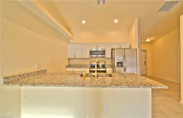 $1,950 | 512 Skyline Boulevard, Cape Coral, FL 33991