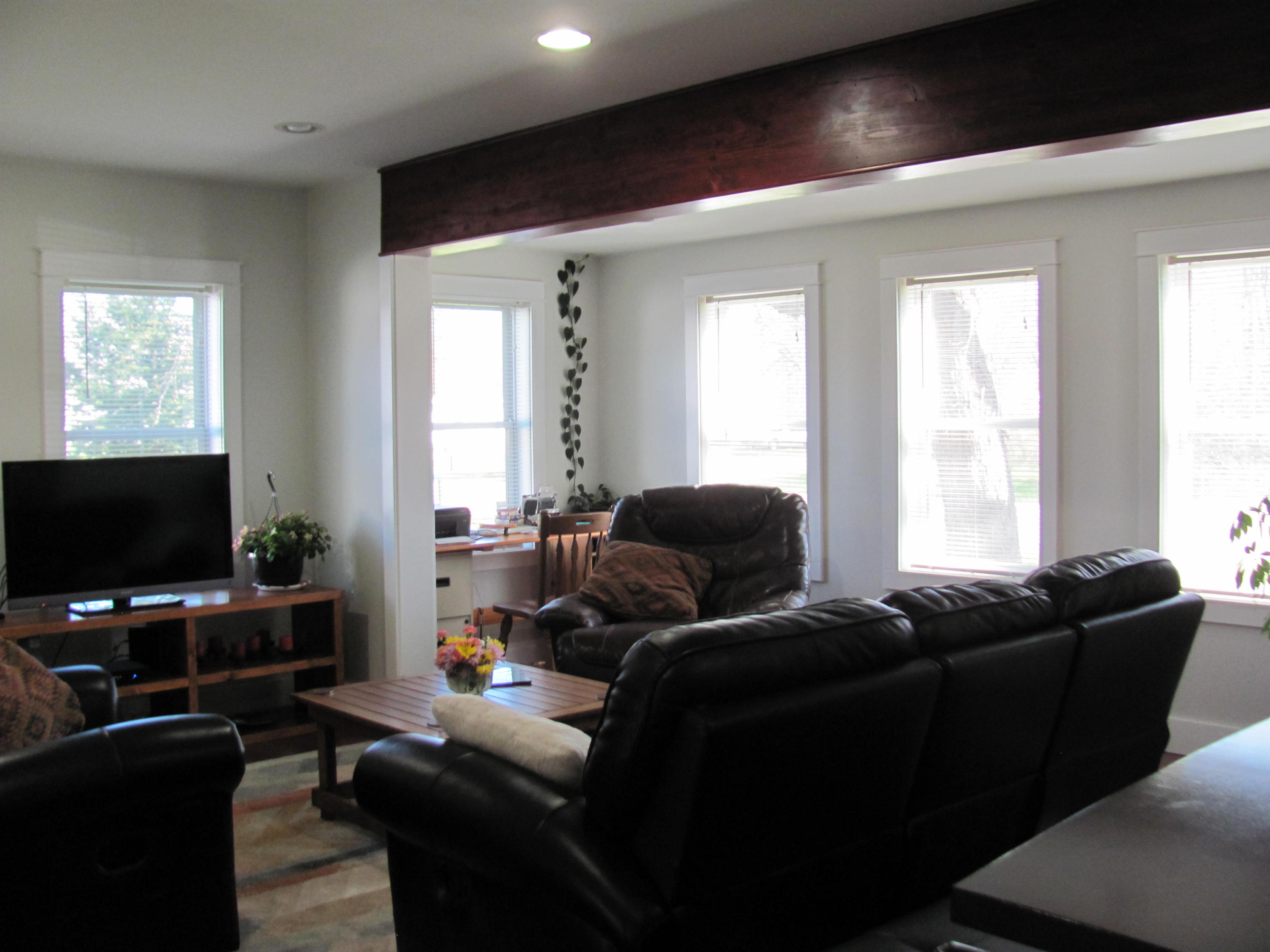 1360 Court Street Cheboygan, MI 49721 - Photo 5 of 18 Gallery Image 5