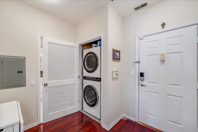 $600,000 | 26 Ave At Port Imperial, Unit 213, West New York, NJ 07093