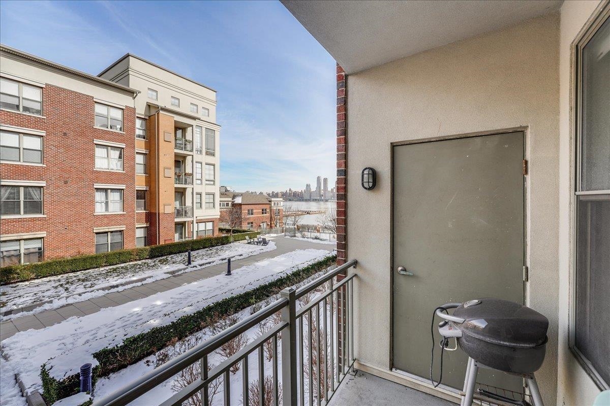 26 Ave At Port Imperial, Unit 213 West New York, NJ 07093 - Photo 23 of 31