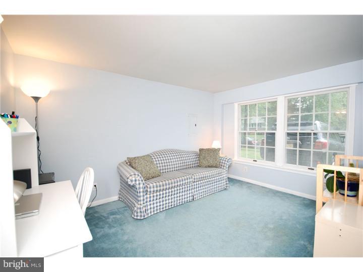 807 Richard Road Cherry Hill, NJ 08034 - Photo 12 of 25 Bedroom 4