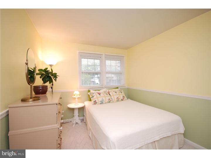 807 Richard Road Cherry Hill, NJ 08034 - Photo 18 of 25 Bedroom 2