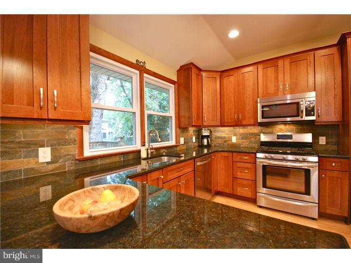 807 Richard Road Cherry Hill, NJ 08034 - Photo 9 of 25 Kitchen
