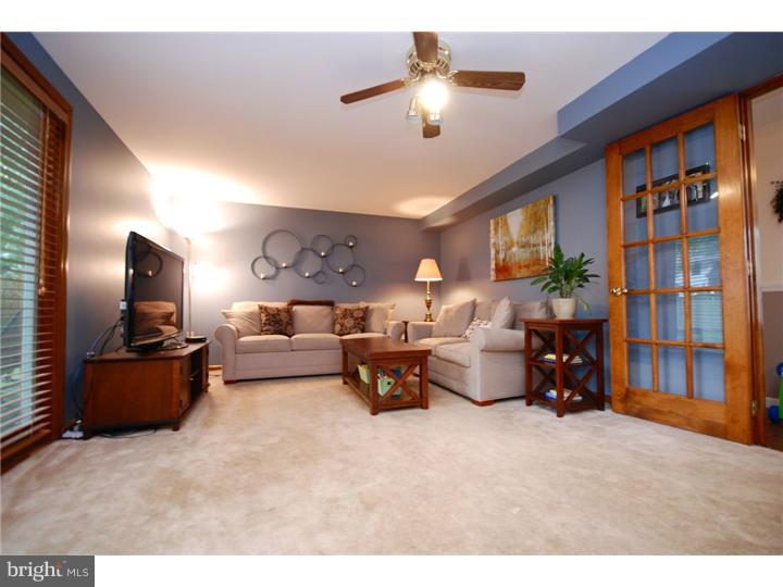 807 Richard Road Cherry Hill, NJ 08034 - Photo 10 of 25 Family Room