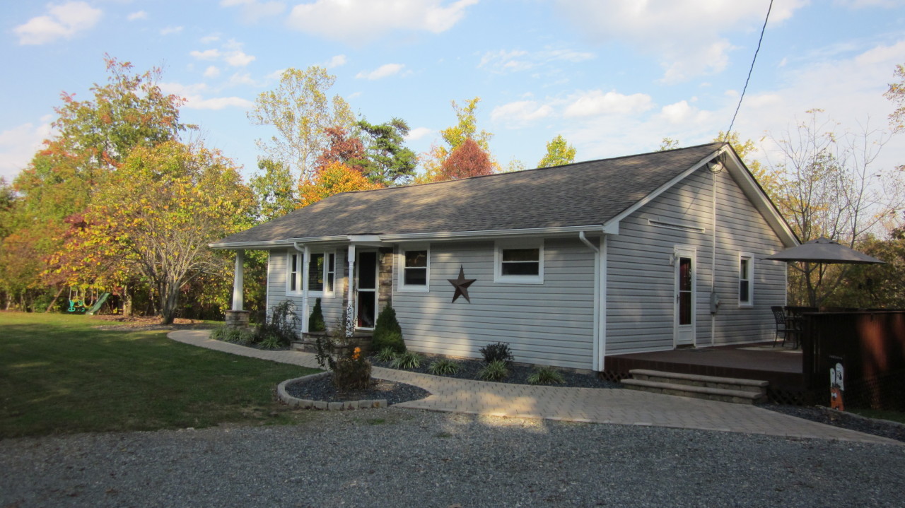 18 White Oak Road Boones Mill, VA 24065 - Photo 1 of 32 Main