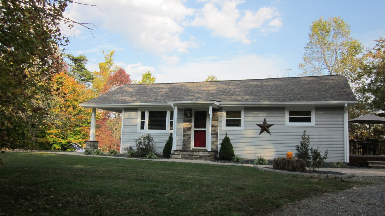 18 White Oak Road Boones Mill, VA 24065 - Photo 2 of 32 Front