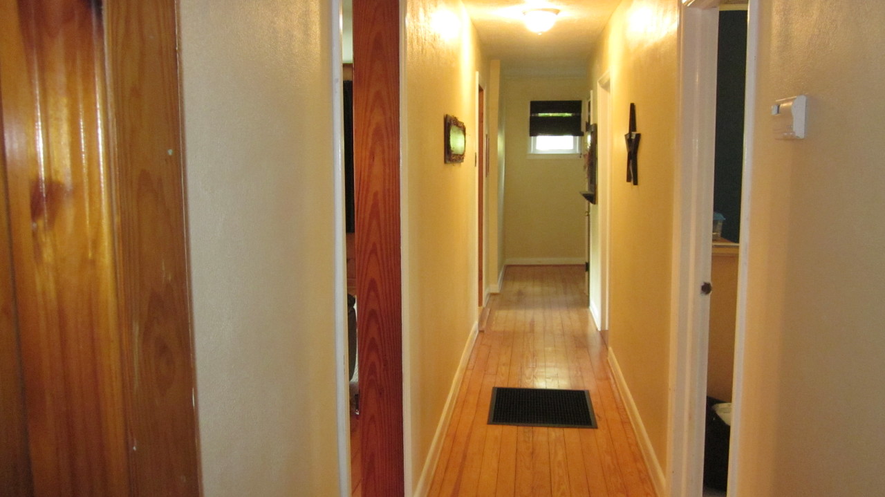 18 White Oak Road Boones Mill, VA 24065 - Photo 15 of 32 Hall