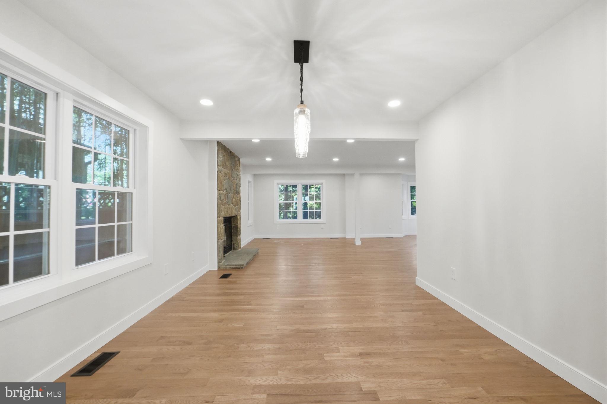 5121 Wissioming Road Bethesda, MD 20816 - Photo 15 of 41 Dining Room