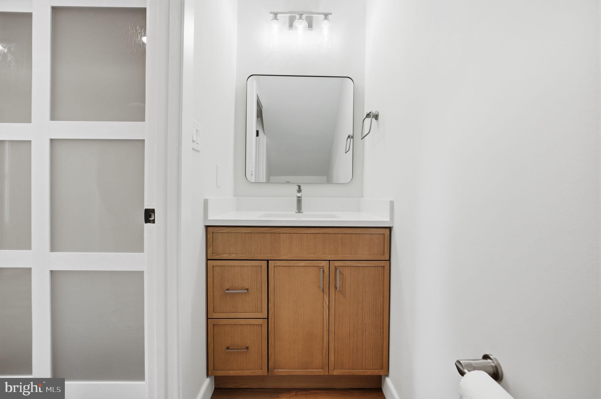 5121 Wissioming Road Bethesda, MD 20816 - Photo 21 of 41 Powder Room