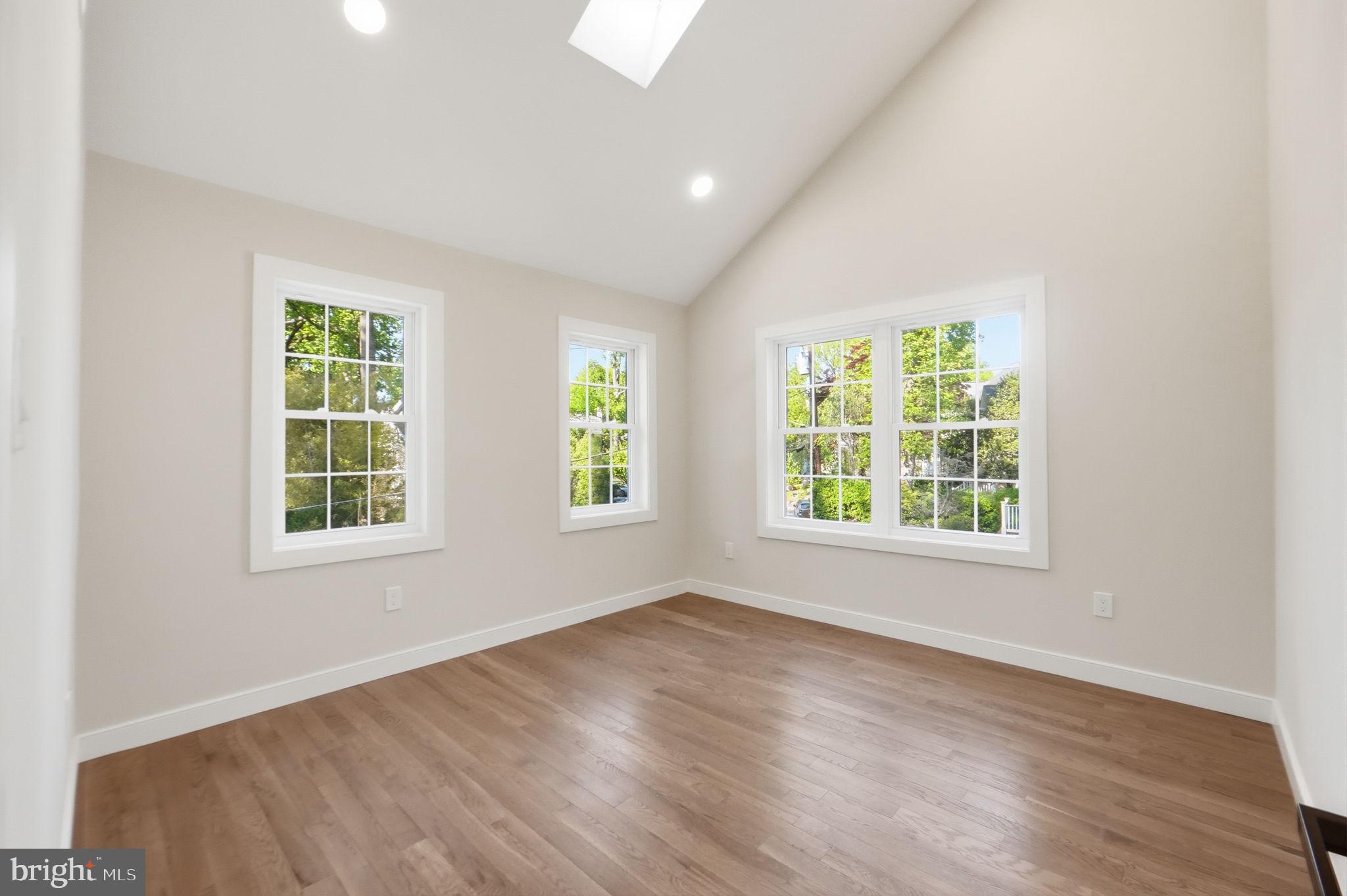 5121 Wissioming Road Bethesda, MD 20816 - Photo 30 of 41 2nd Bedroom