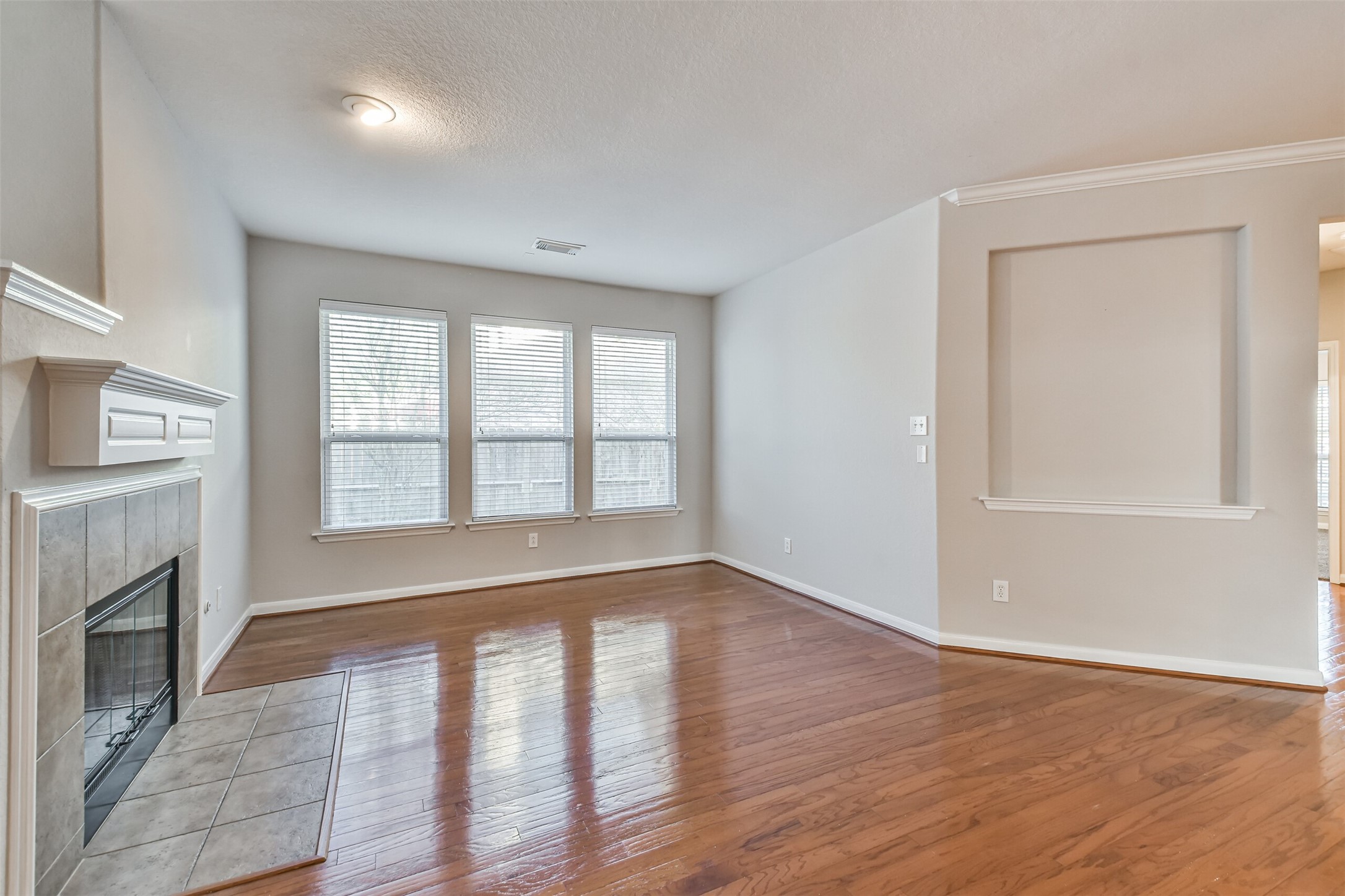 9506 Gramond Hall Court Spring, TX 77379 - Photo 6 of 42