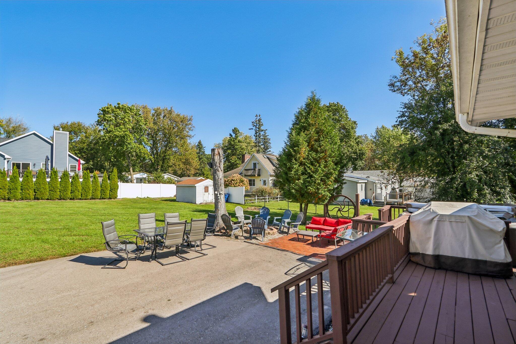 N3070 Tamarack Road Lake Geneva, WI 53147 - Photo 34 of 56 40-web-or-mls-N3070 Tamarack Rd-S0710-04
