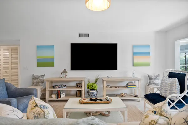 $300,000 | 5172 Southeast Club Way, Unit 108, Stuart, FL 34997