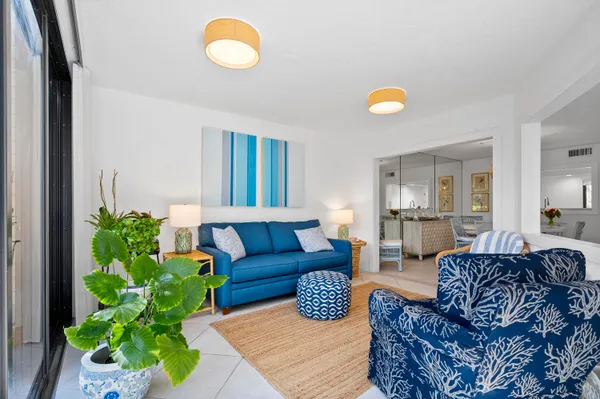 $300,000 | 5172 Southeast Club Way, Unit 108, Stuart, FL 34997