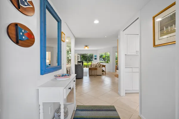 $300,000 | 5172 Southeast Club Way, Unit 108, Stuart, FL 34997