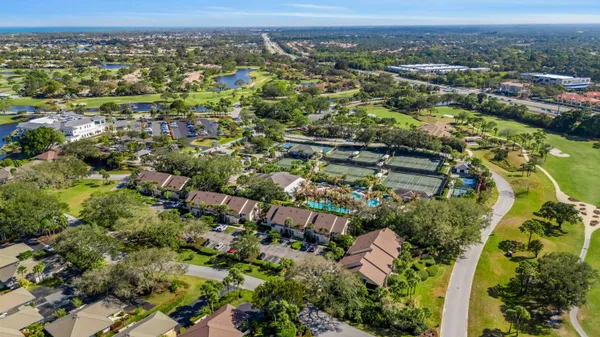 $300,000 | 5172 Southeast Club Way, Unit 108, Stuart, FL 34997