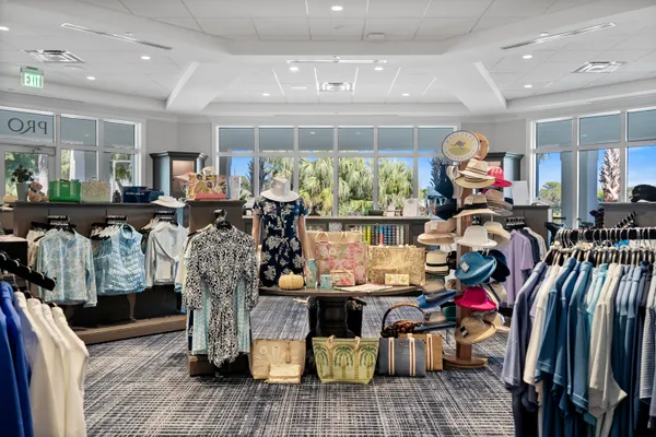 $300,000 | 5172 Southeast Club Way, Unit 108, Stuart, FL 34997