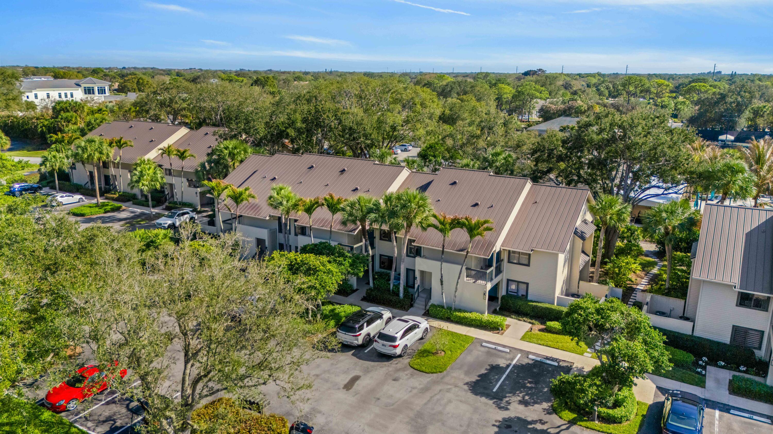5172 Southeast Club Way, Unit 108 Stuart, FL 34997 - Photo 46 of 47 DJI_20260216144922_0348_D