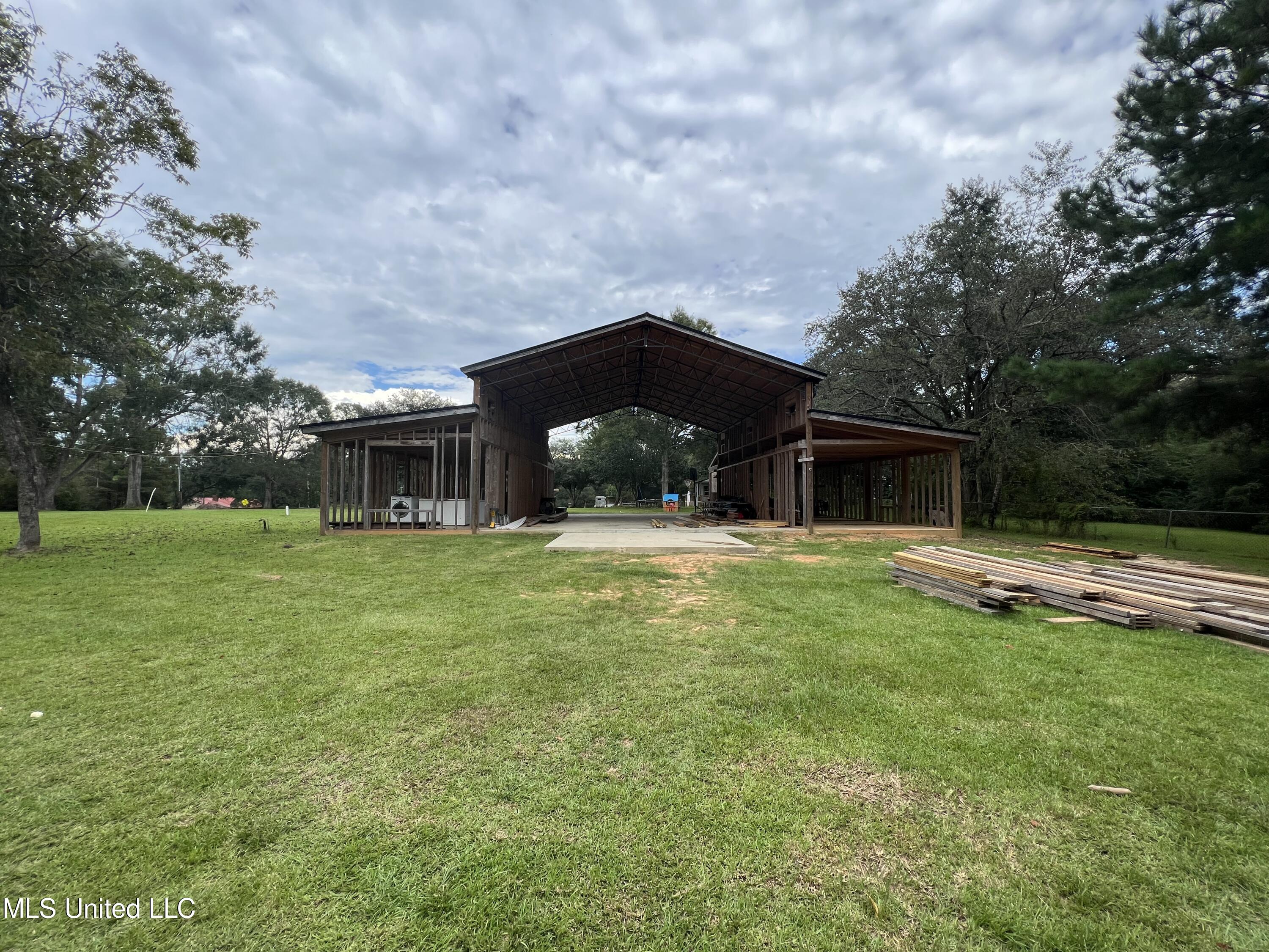 23410 Indian Ridge Road Picayune, MS 39466 - Photo 1 of 16 2.5 Acres with a 55 x 60 Pole Barn