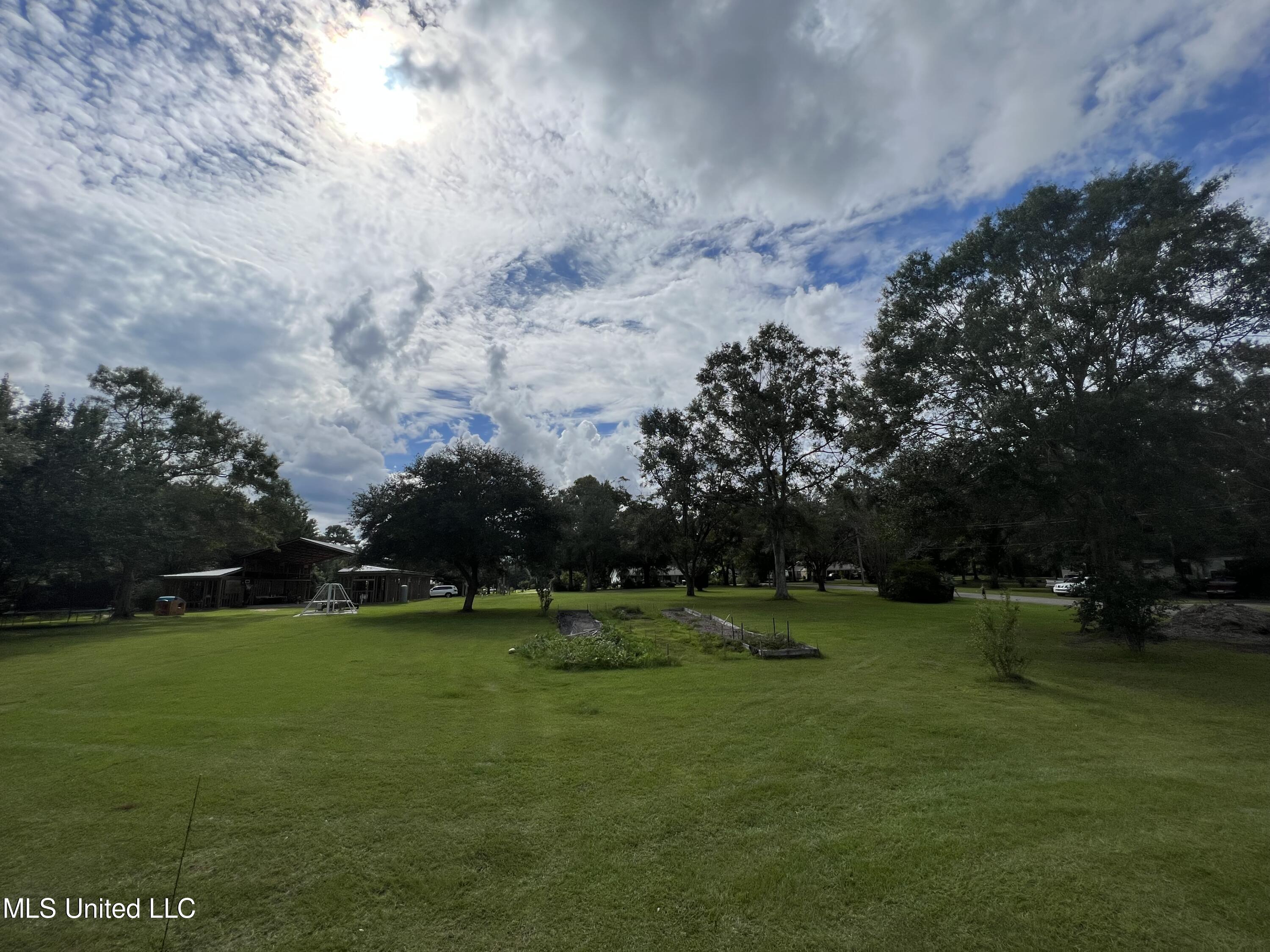 23410 Indian Ridge Road Picayune, MS 39466 - Photo 6 of 16 IMG-3540