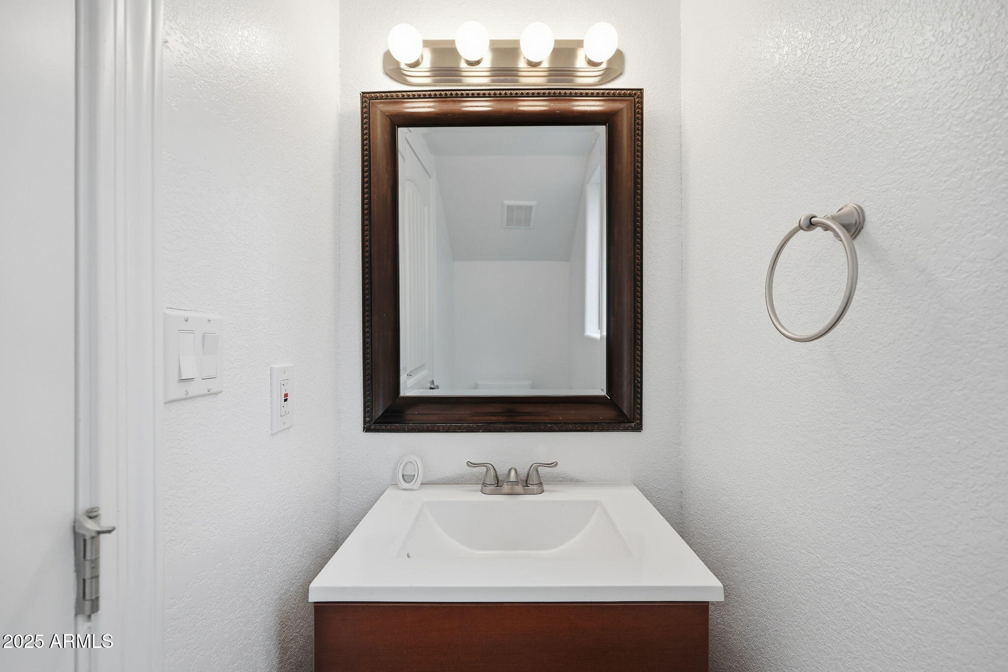 715 South Ext Road, Unit 16 Mesa, AZ 85210 - Photo 21 of 30 021_ListerPros