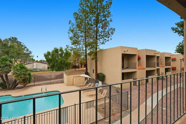 $319,900 | 715 South Ext Road, Unit 16, Mesa, AZ 85210