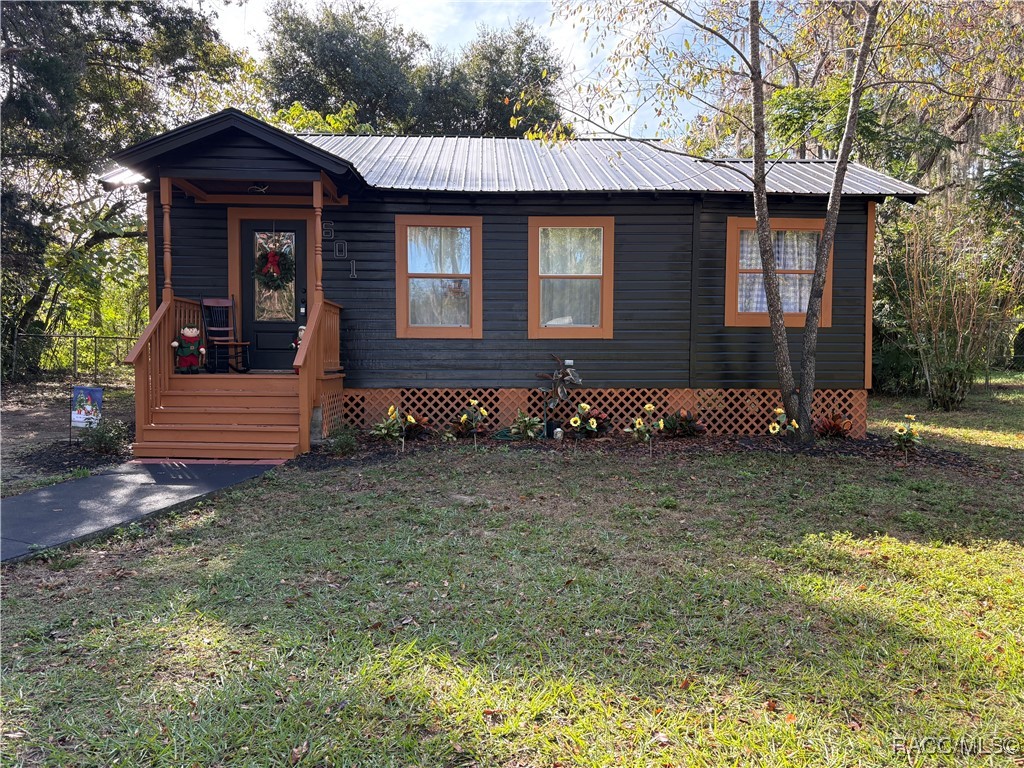601 West Dampier Street Inverness, FL 34450 - Photo 1 of 33