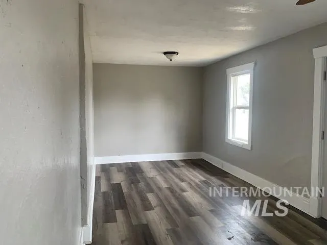 $137,900 | 1600 Hansen Avenue, Burley, ID 83318