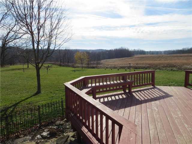 21598 Syler Road Fredericktown, OH 43019 - Photo 3 of 8