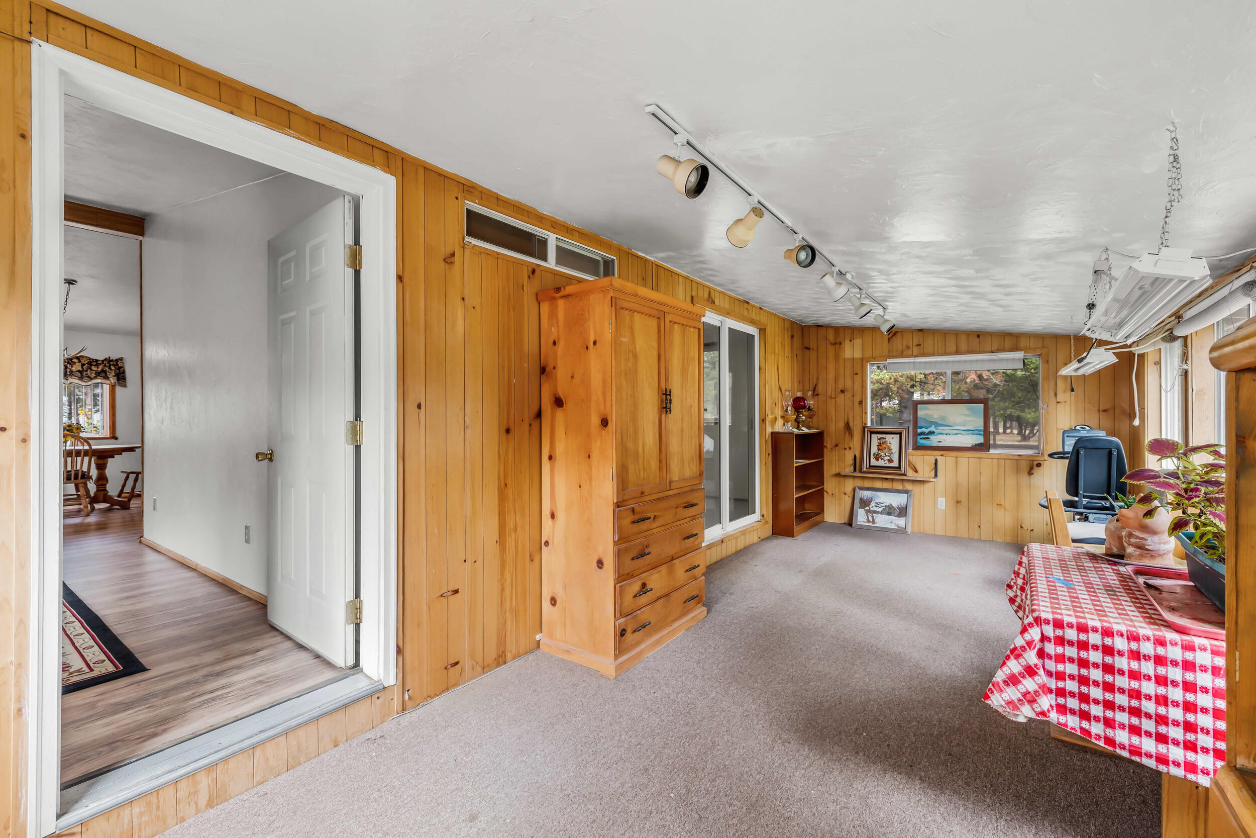 52953 Forest Road La Pine, OR 97739 - Photo 12 of 35 52953 Forest Rd La Pine - Mike Albright