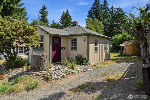 $230,000 | 2506 Trenton Avenue, Bremerton, WA 98310