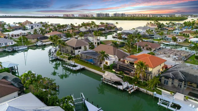 $3,949,000 | 821 Magnolia Court, Marco Island, FL 34145