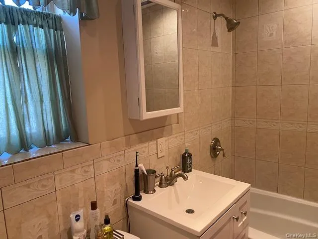 $319,900 | 245-17 76th Avenue, Unit 1 | Glen Oaks