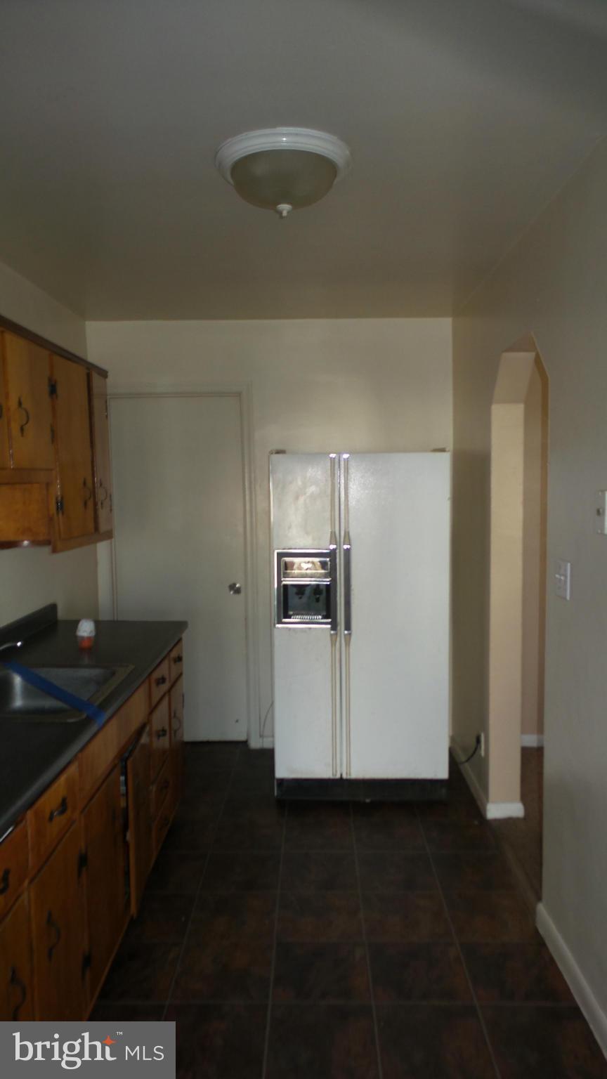 6530 Riverview Avenue Dundalk, MD 21222 - Photo 8 of 16 Kitchen