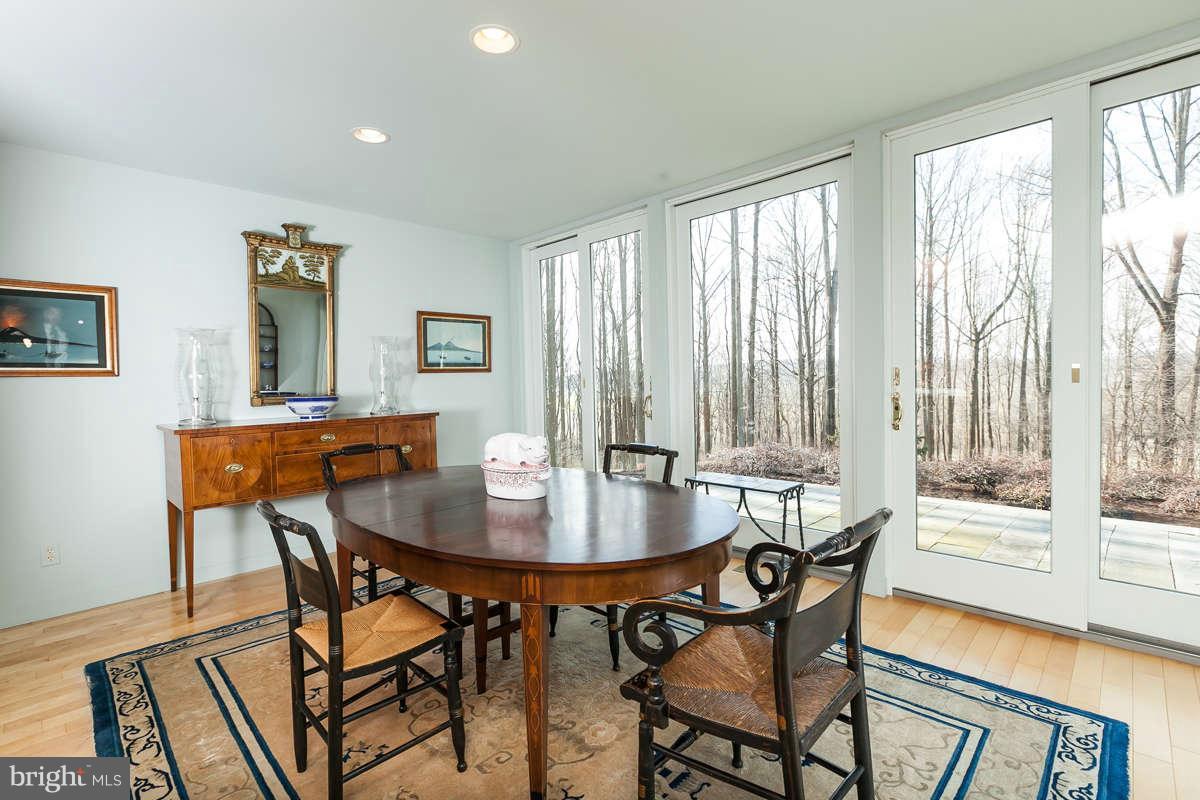 125 East Quaker Bottom Road Sparks, MD 21152 - Photo 7 of 18 Dining Room